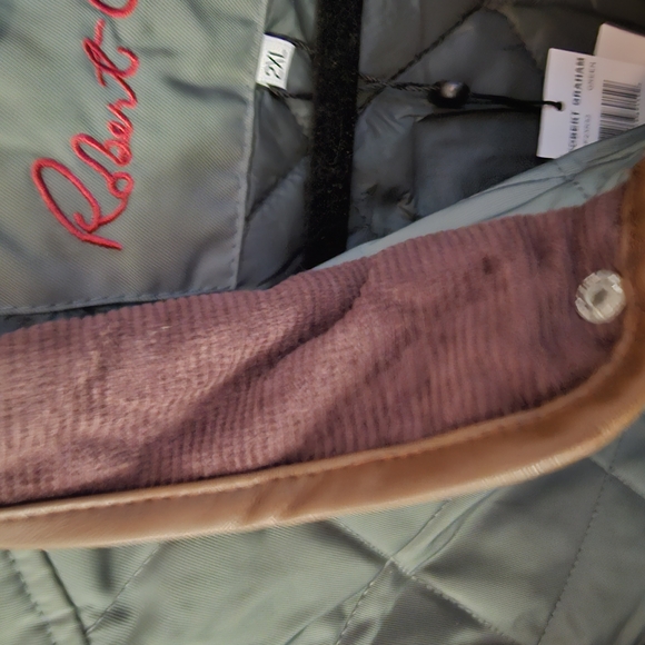 Barbour Quilted Jacket in Green - Picture 3 of 13